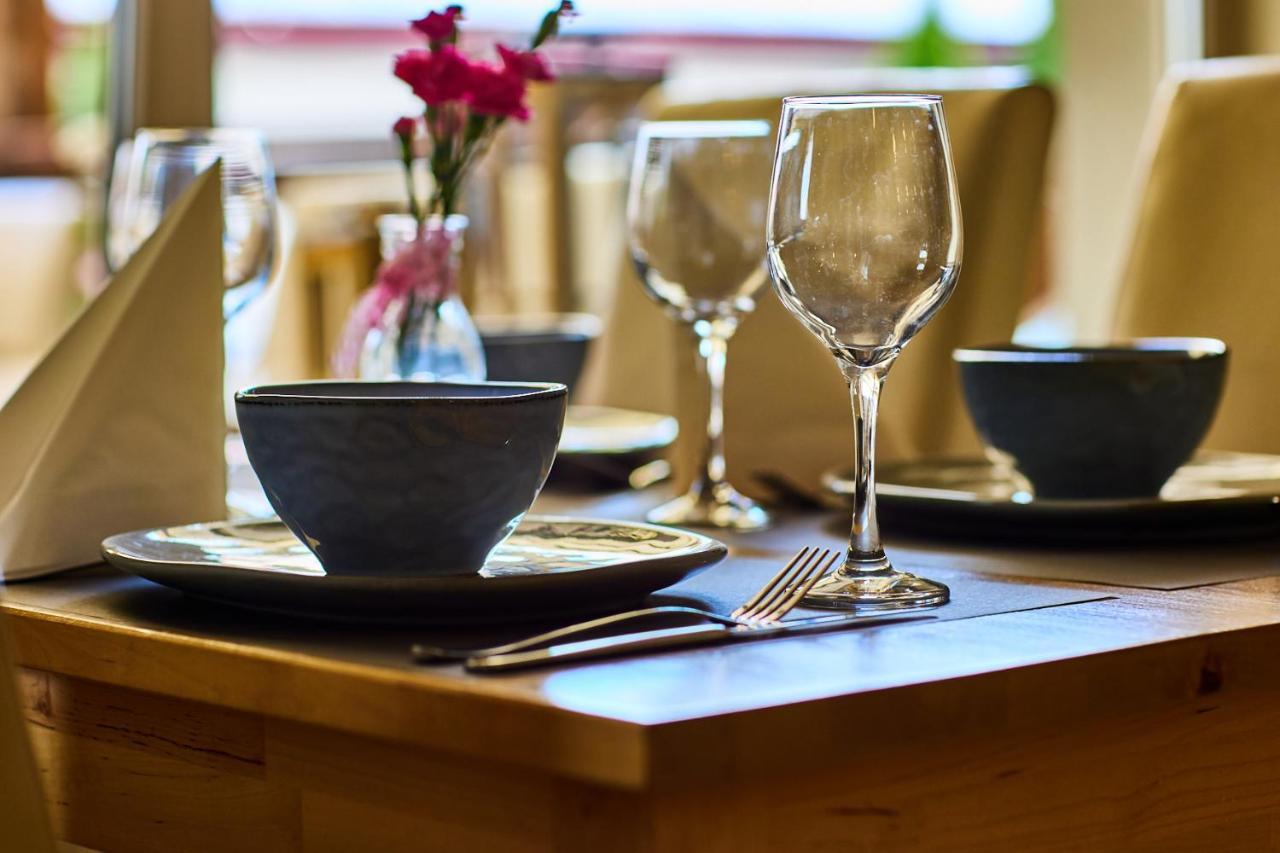 Hotel Mazury Giżycko Eksteriør bilde