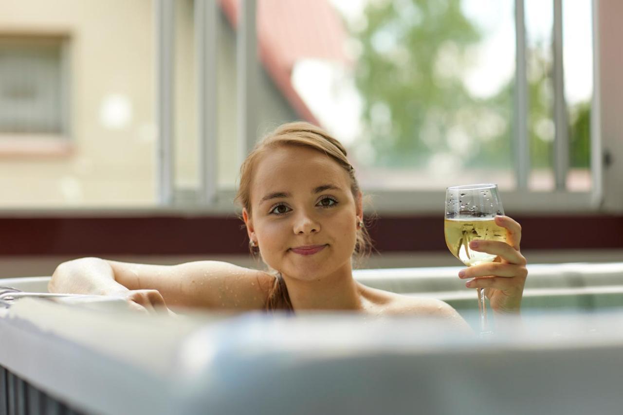 Hotel Mazury Giżycko Eksteriør bilde